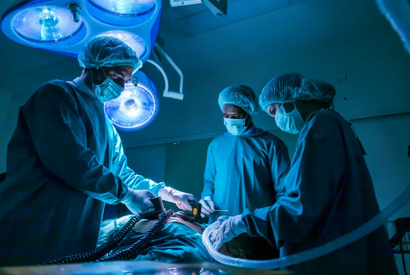 Recognizing heart attack warning signs can save a life during a medical emergency.